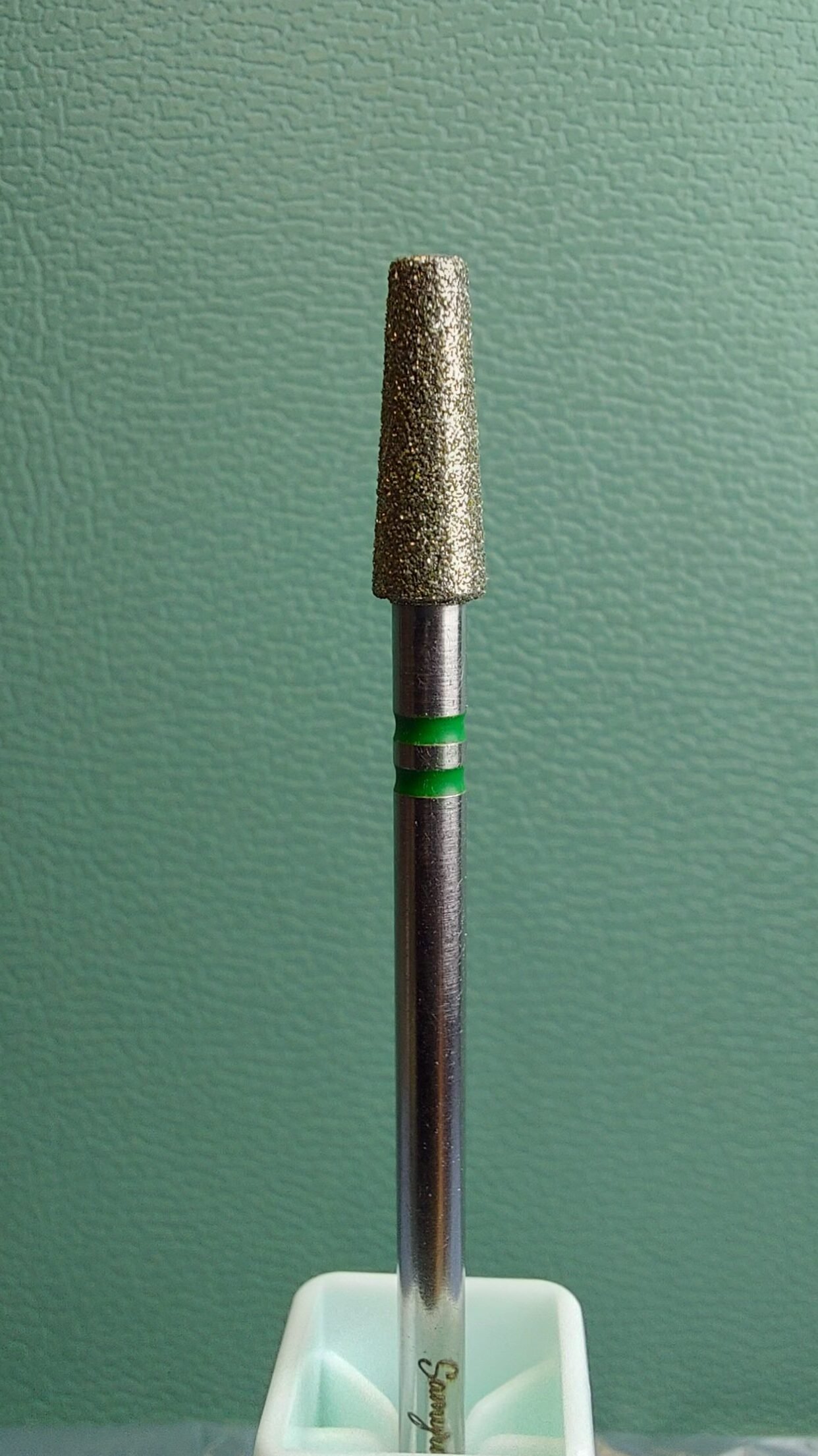 Punta diamantata Vulcano Laser verde Samyra ⌀3,5mm cuticole gommose